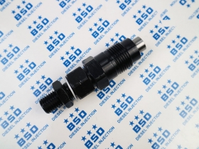 Fuel Injector 16781-53002 fit for Kubota Engine D782 BOBCAT